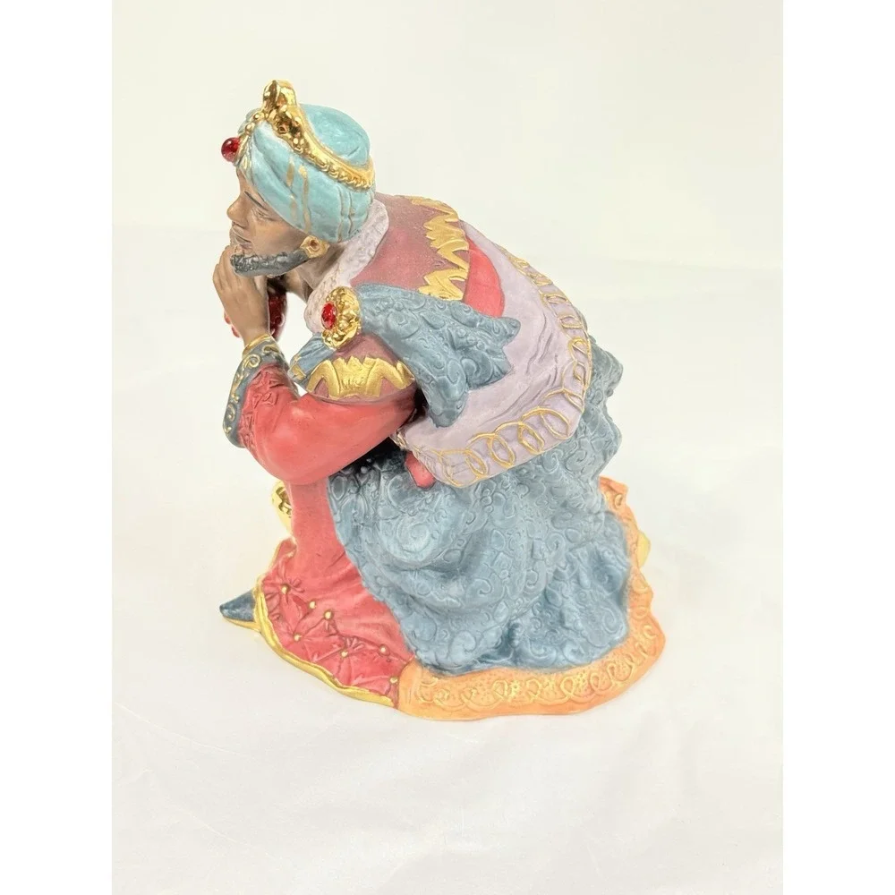 Costco Kirkland Nativity 75177 Replacement Piece Wise Man w Red Urn‎ Kneeling